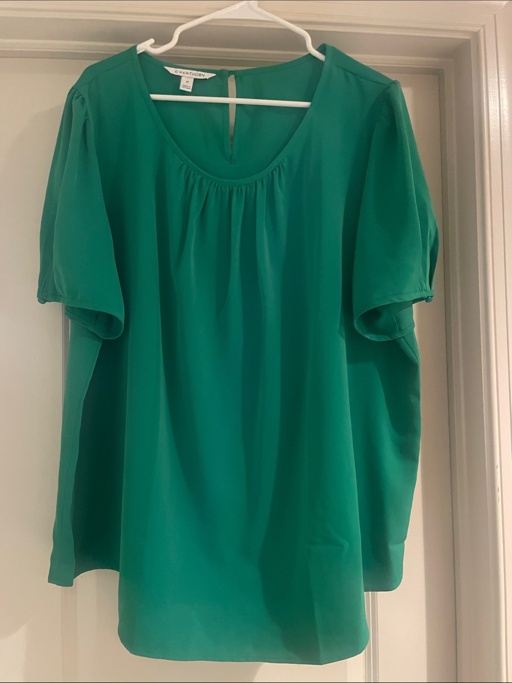 41 Hawthorn Emerald Green Short Sleeve Scoop Neck Blouse